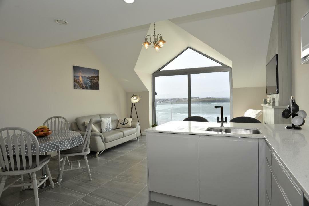 Apartment 10, South Pier, 13-14 Kerr Street, Portrush Eksteriør bilde